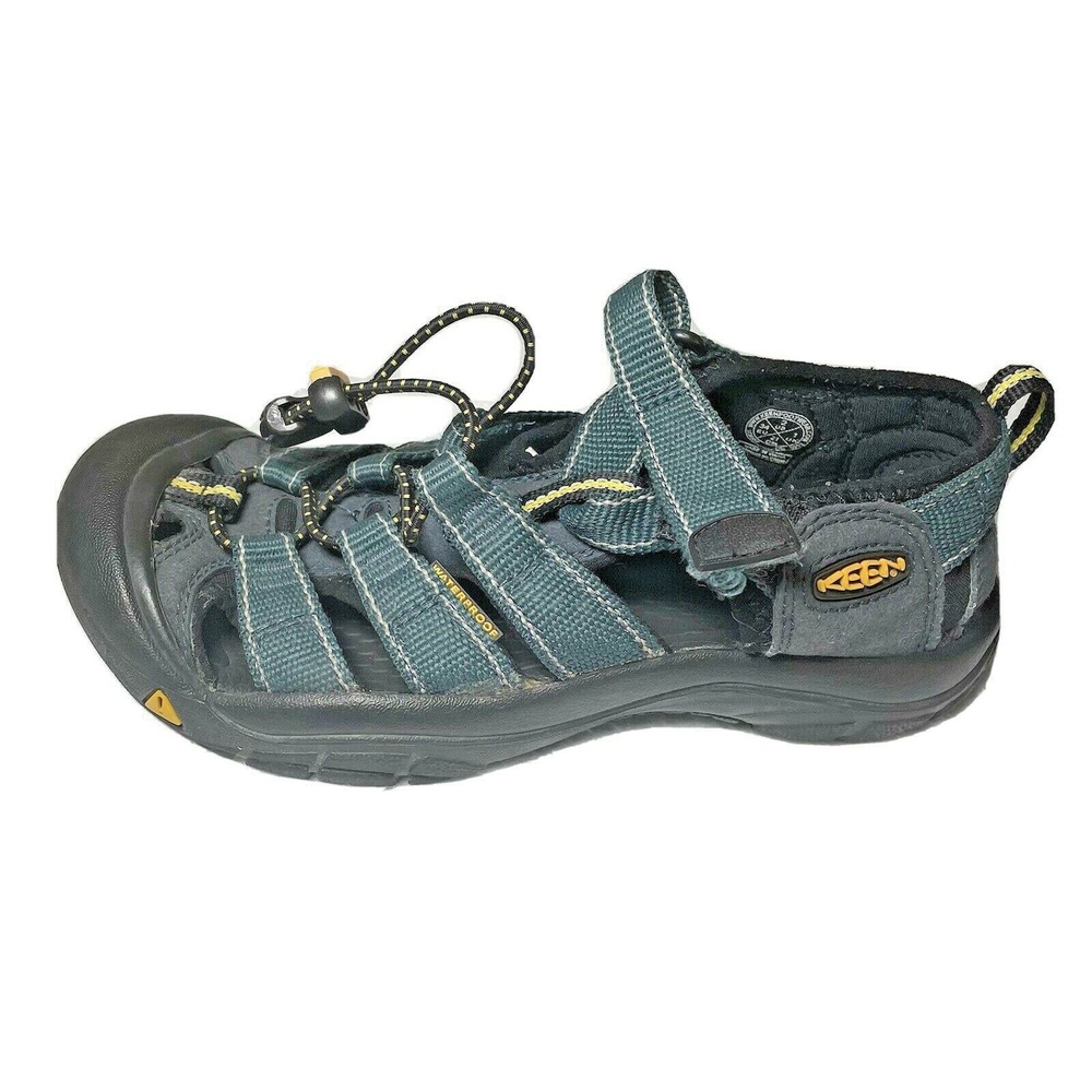 Keen Newport Navy Blue H2 Sandals Waterproof Size 2 Youth Waterproof Kids